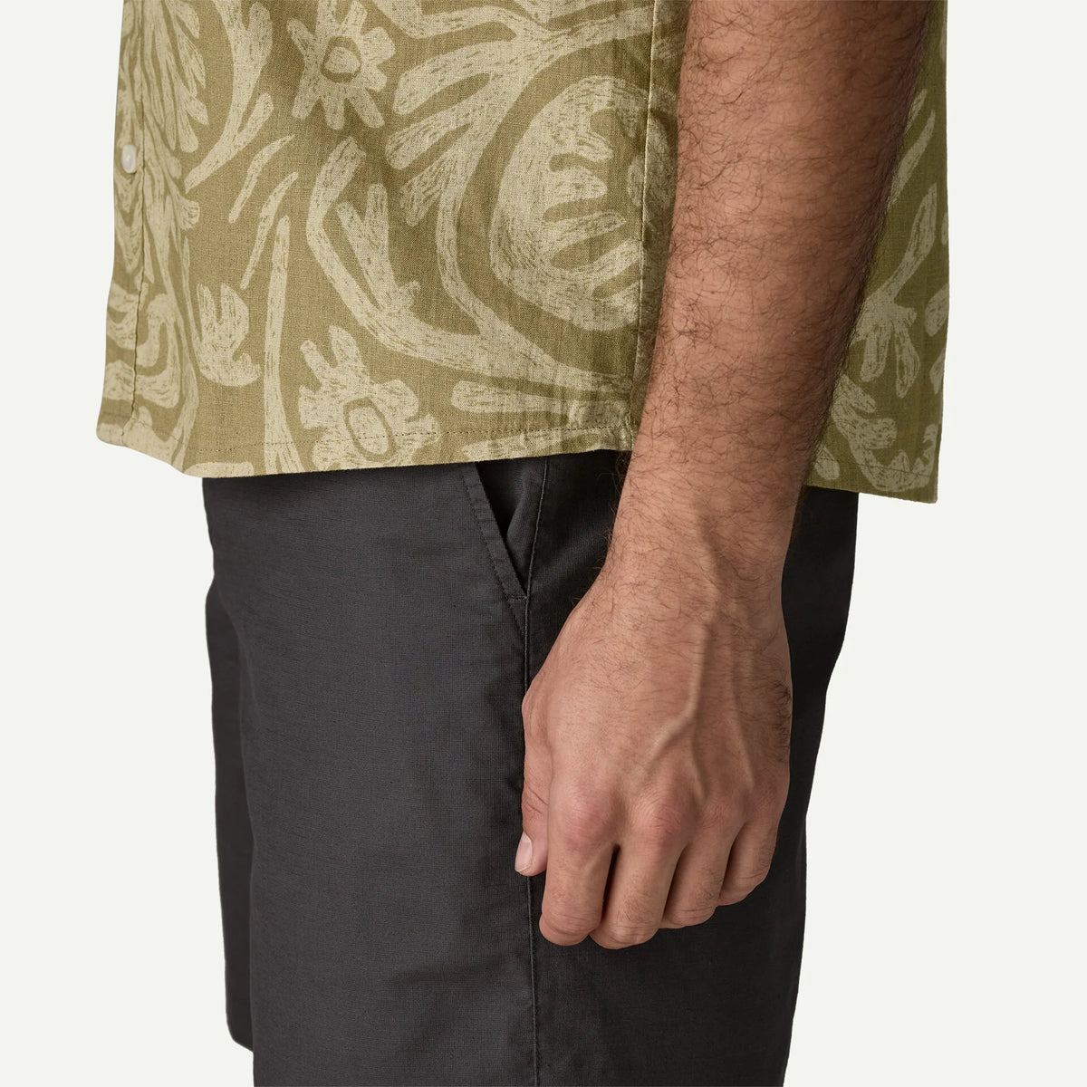 M's Back Step Shirt