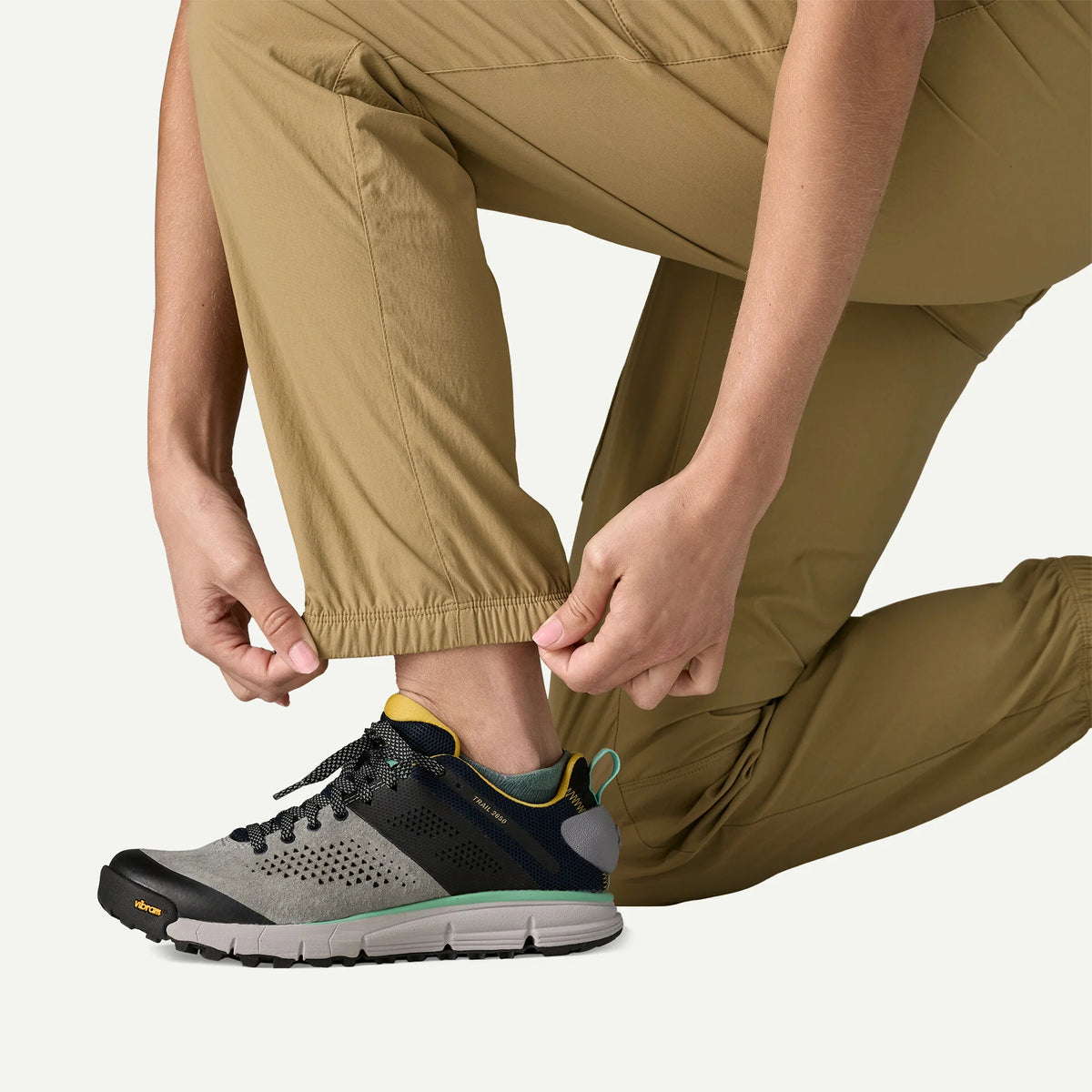 W's Quandary Joggers