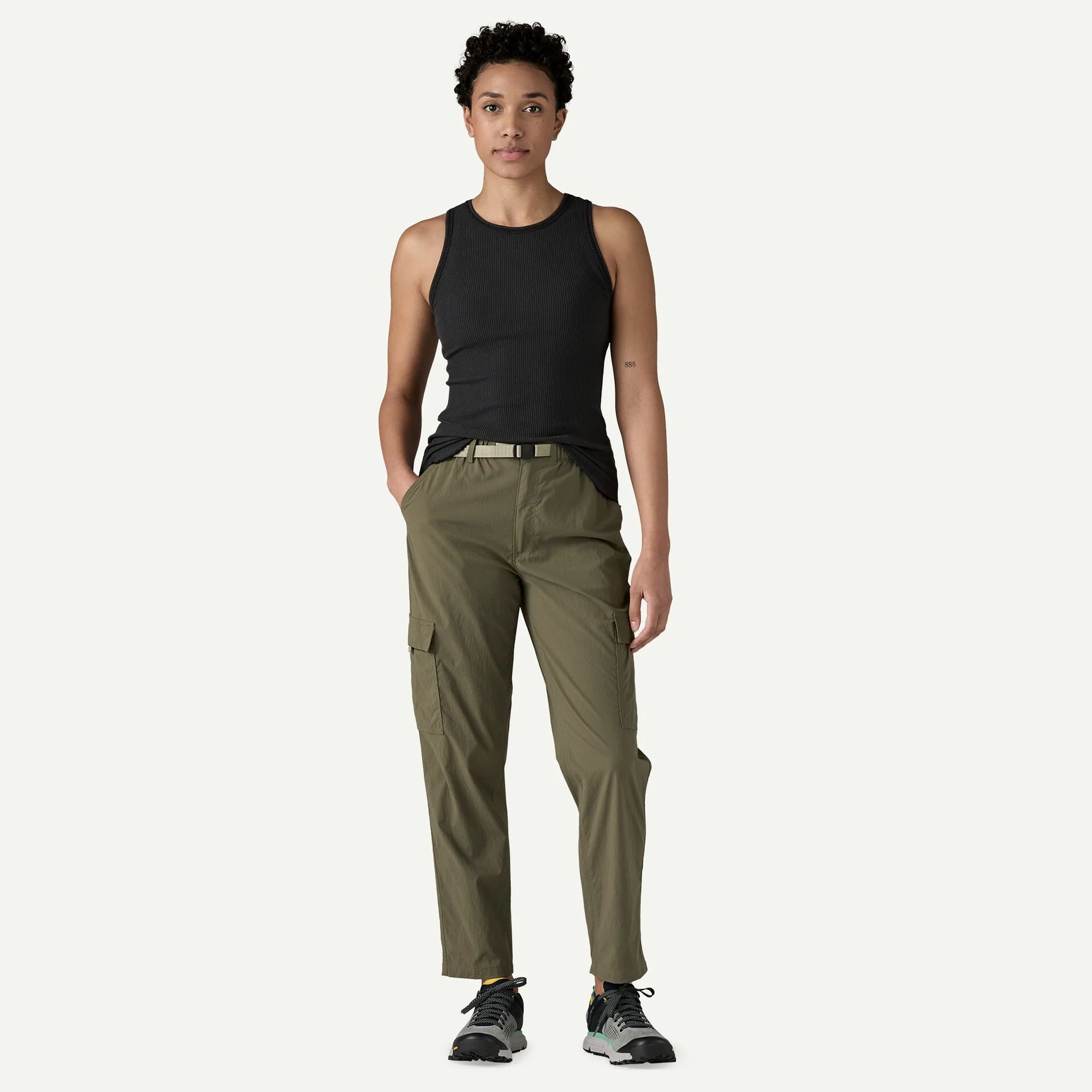 W's Outdoor Everyday Cargo Pants Secondary image