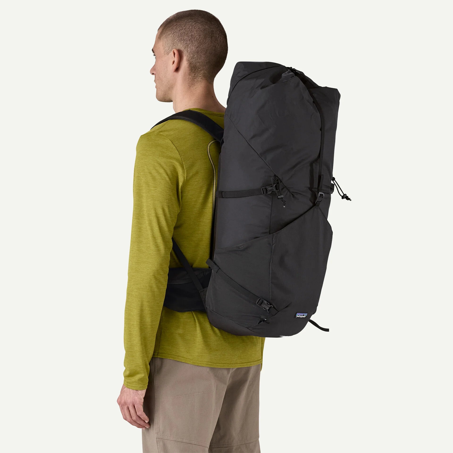 Terravia Pack 36L Secondary image