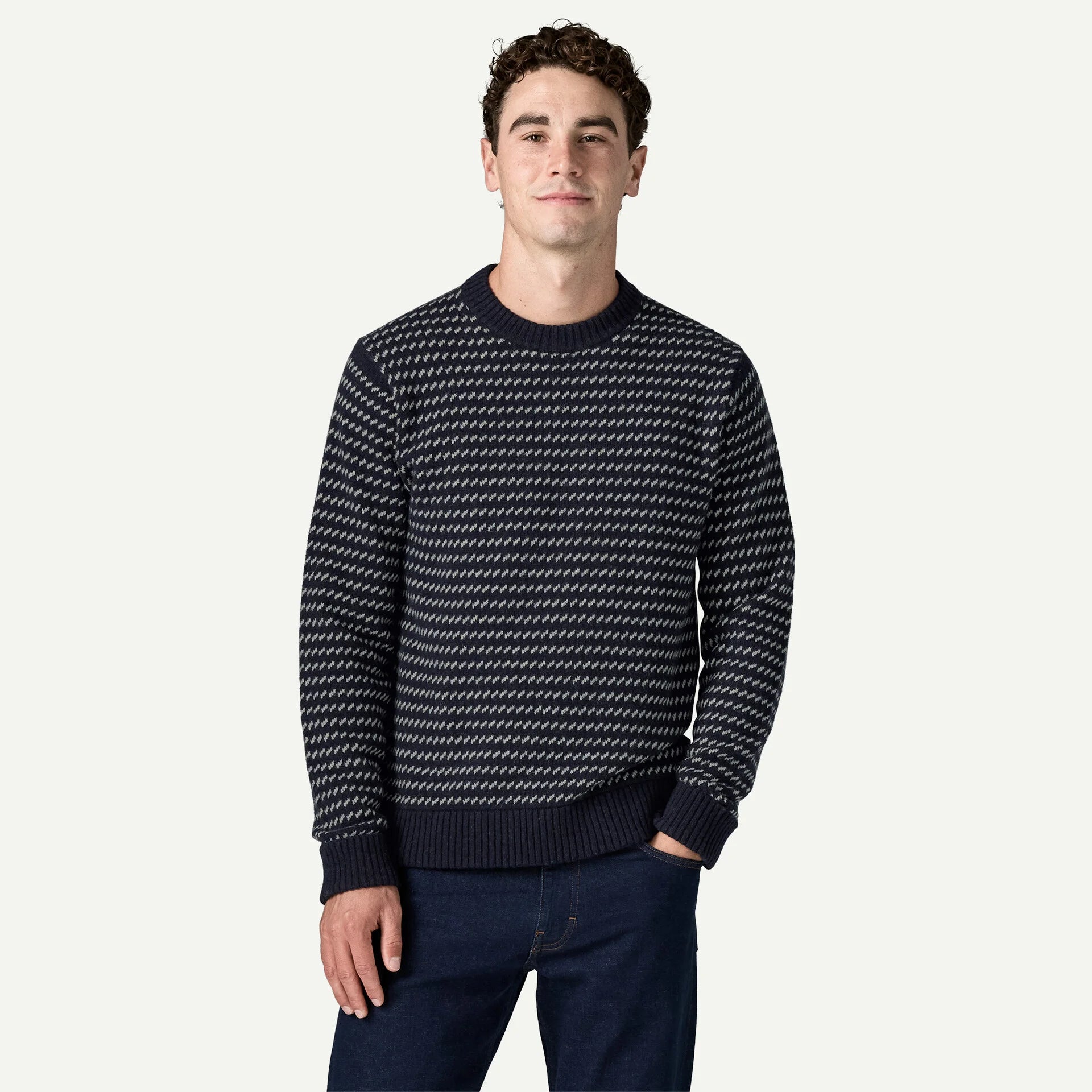 M's Recycled Wool-Blend Sweater Secondary image