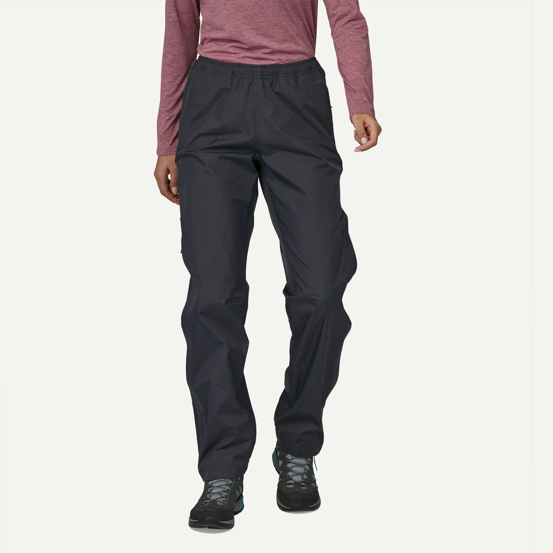 W's Torrentshell 3L Rain Pants - Short Secondary image